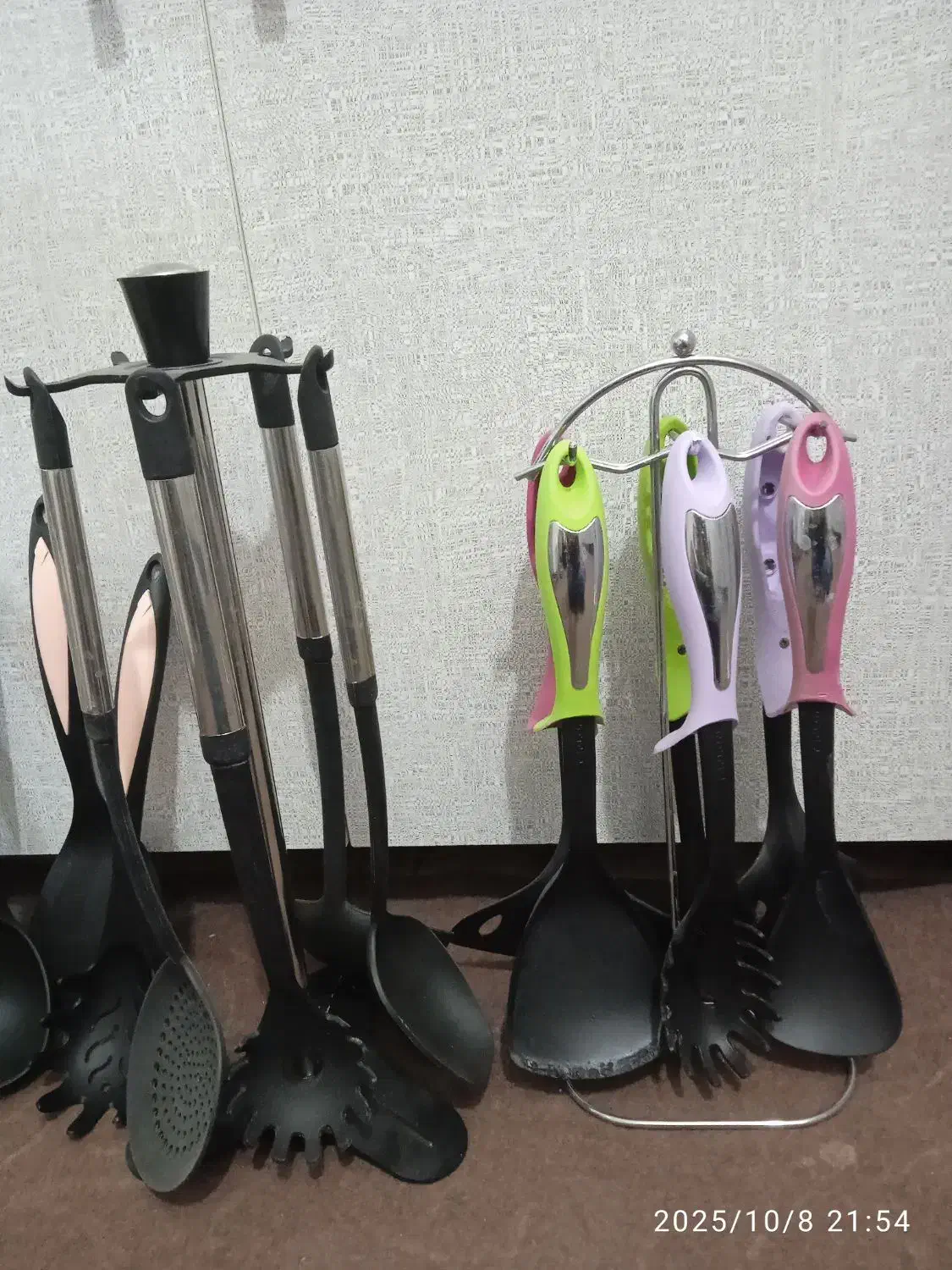 ملاقه|ظروف پخت‌وپز|قم, ولیعصر|دیوار