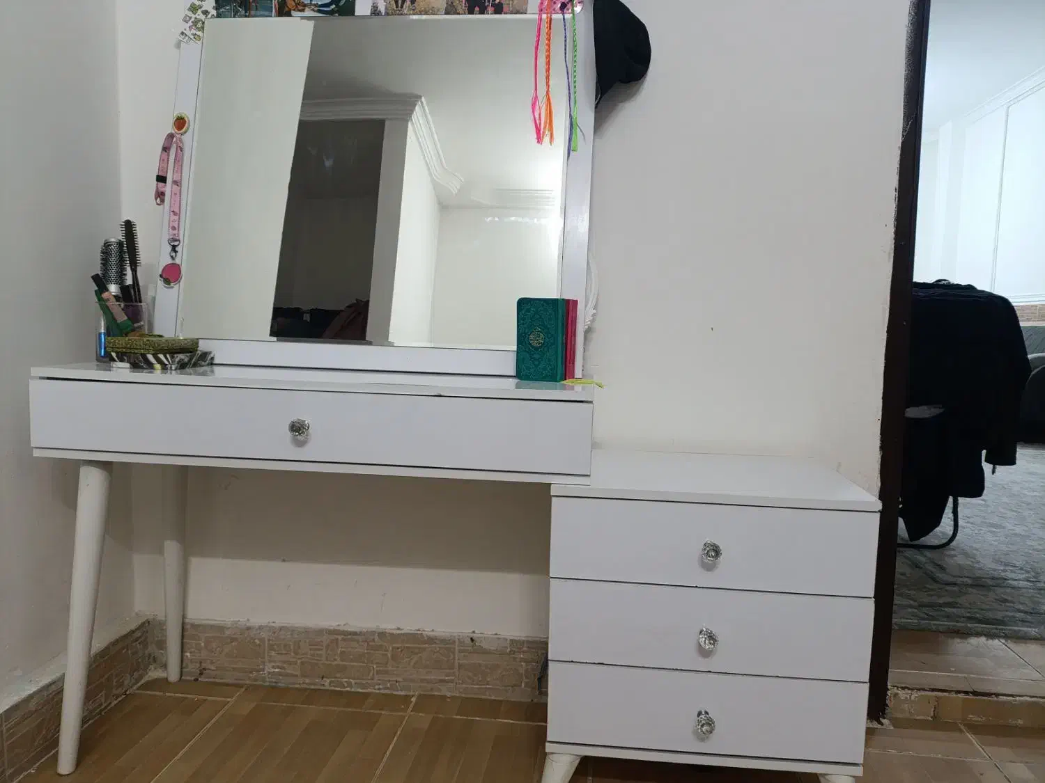 میز ارایش|جاکفشی، کمد، دراور|زاهدان, |دیوار