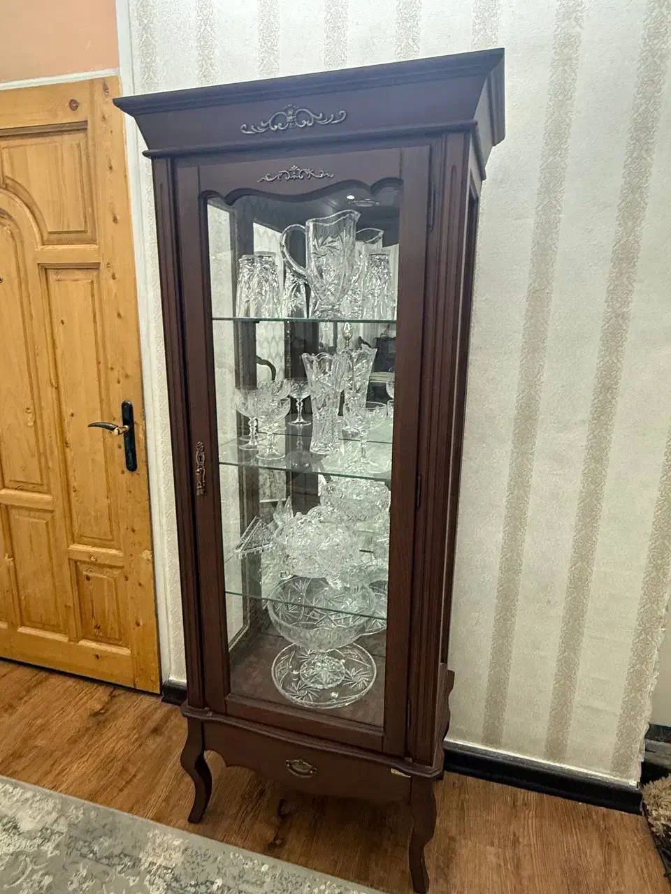 بوفه|بوفه، ویترین، کنسول|کرج, کوی امامیه|دیوار