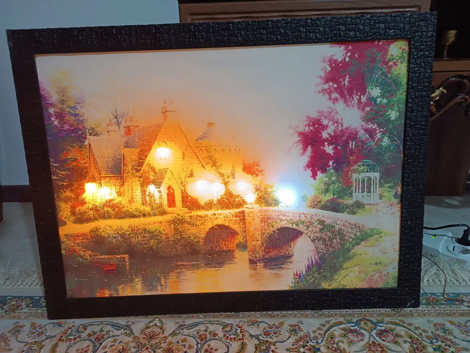 تابلو قاب ال ای دی چراغ دار|تابلو، نقاشی، عکس|اندیشه, اندیشه فاز ۱|دیوار