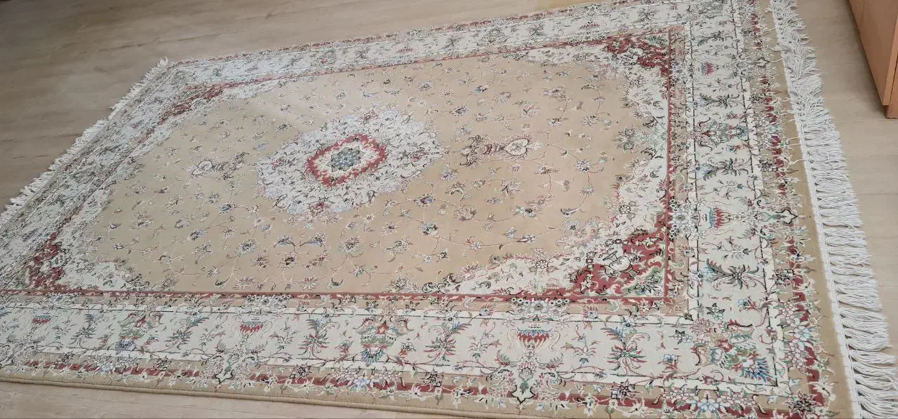 فرش ۱۲ متری در حد نو|فرش|مشهد, هفت تیر (نه دره)|دیوار