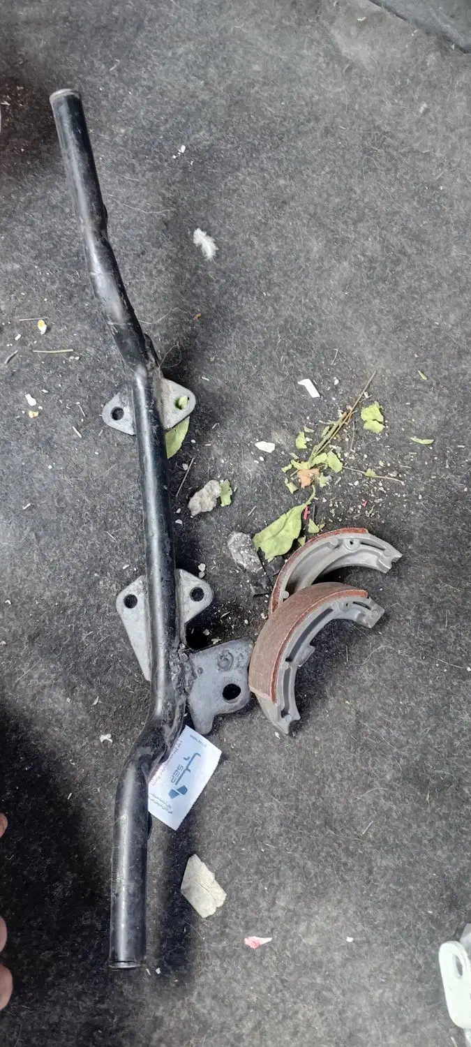 یک دست لنت موتور نو و یک عدد رکاب موتور|قطعات یدکی و لوازم جانبی|رباطکریم, نصیرشهر|دیوار