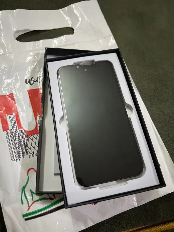 ال سی دی ۱۳ پرو|لوازم جانبی موبایل و تبلت|شیراز, شهرک گلستان|دیوار