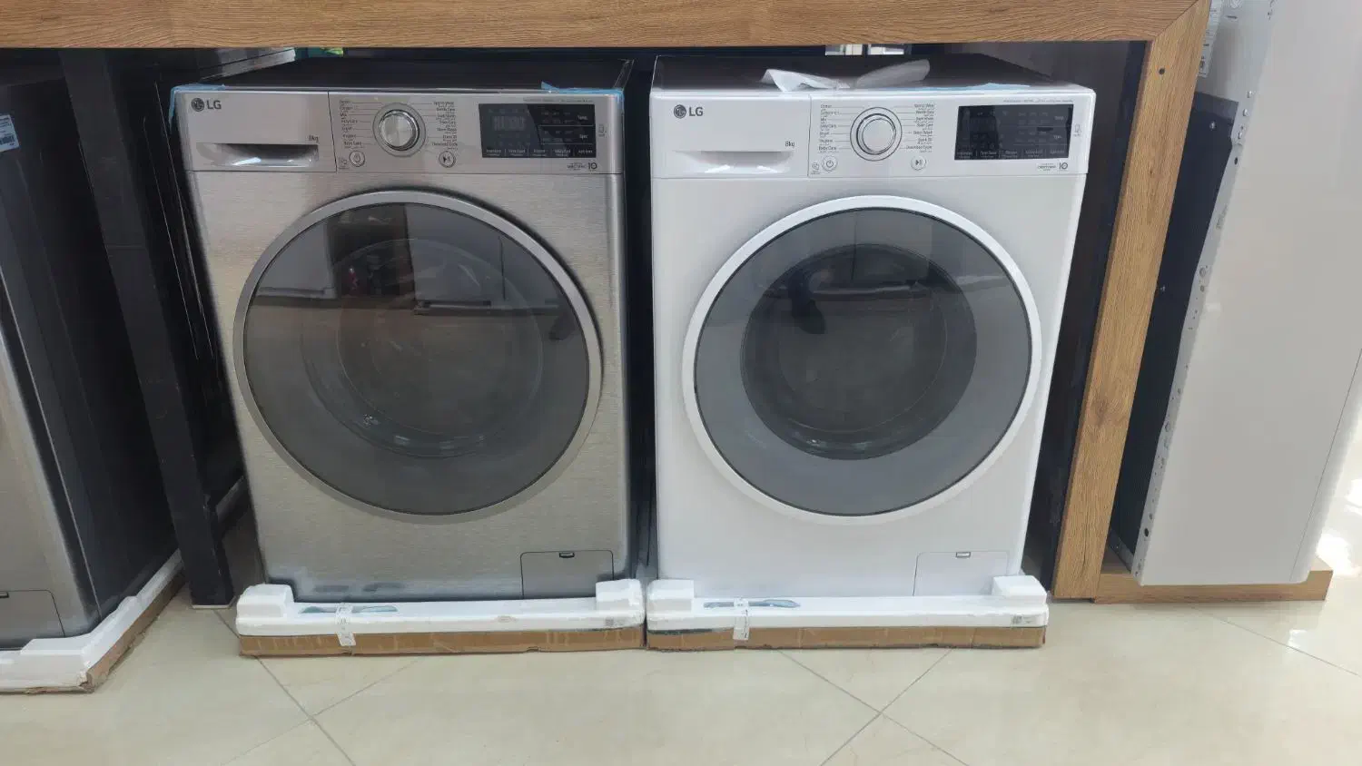 فروش انواع لباسشویی ۸ و ۹ و ۱۰ و ۱۲ ال جی میناب|ماشین لباسشویی و خشک‌کن لباس|میناب, |دیوار