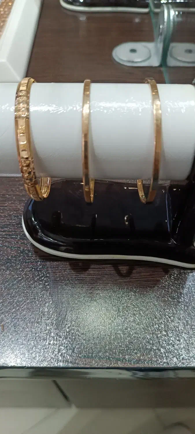 زنجیر|جواهرات|قم, نیروگاه|دیوار