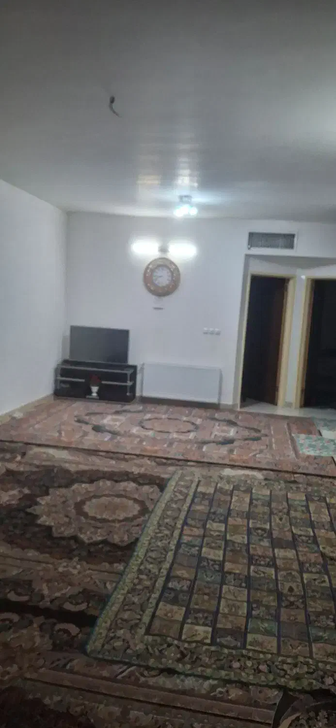 منزل طبقه دوم  دو خواب|اجارهٔ خانه و ویلا|خمینی‌شهر, |دیوار