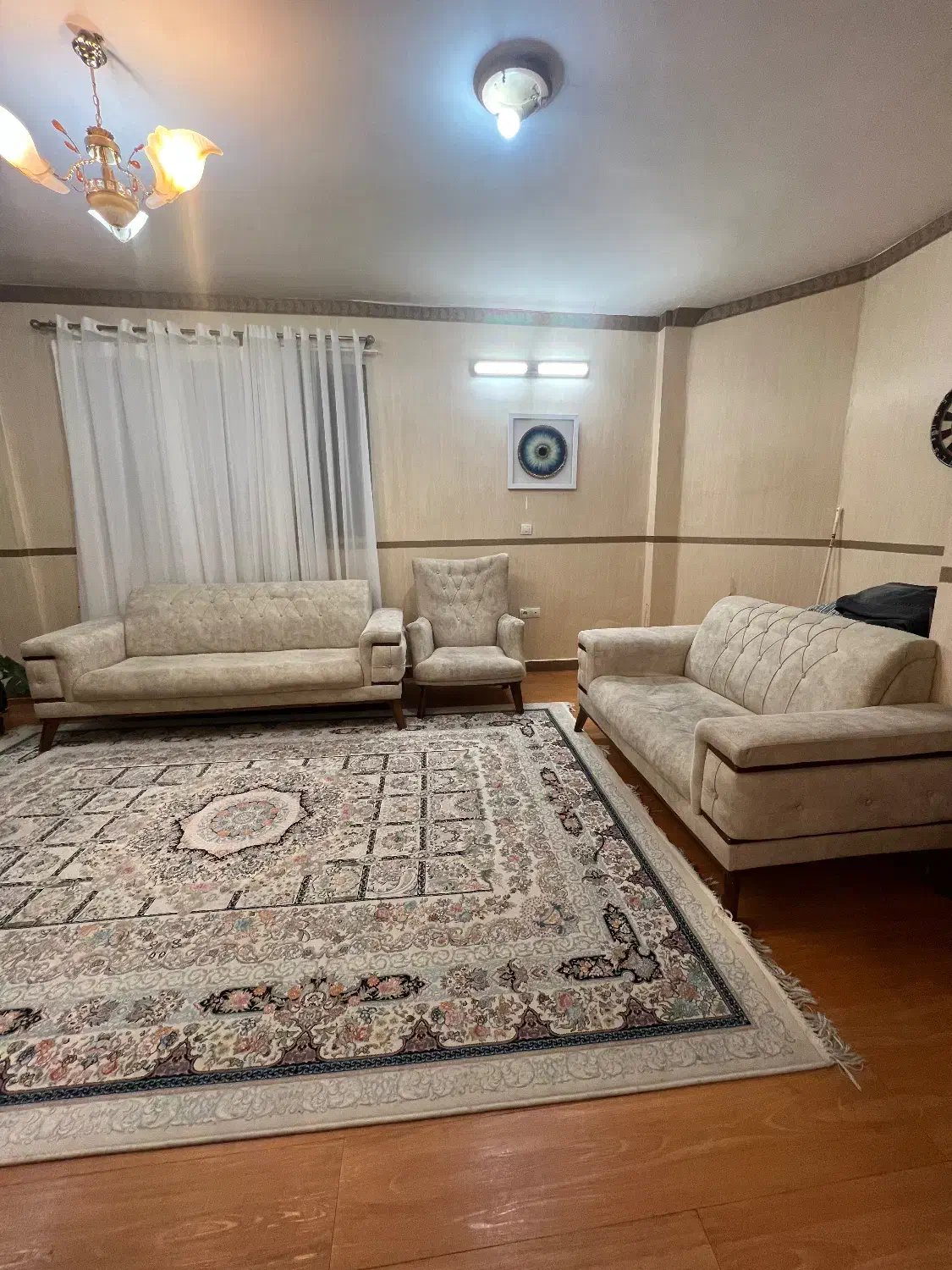 مبل|مبلمان خانگی و میز عسلی|یزد, |دیوار