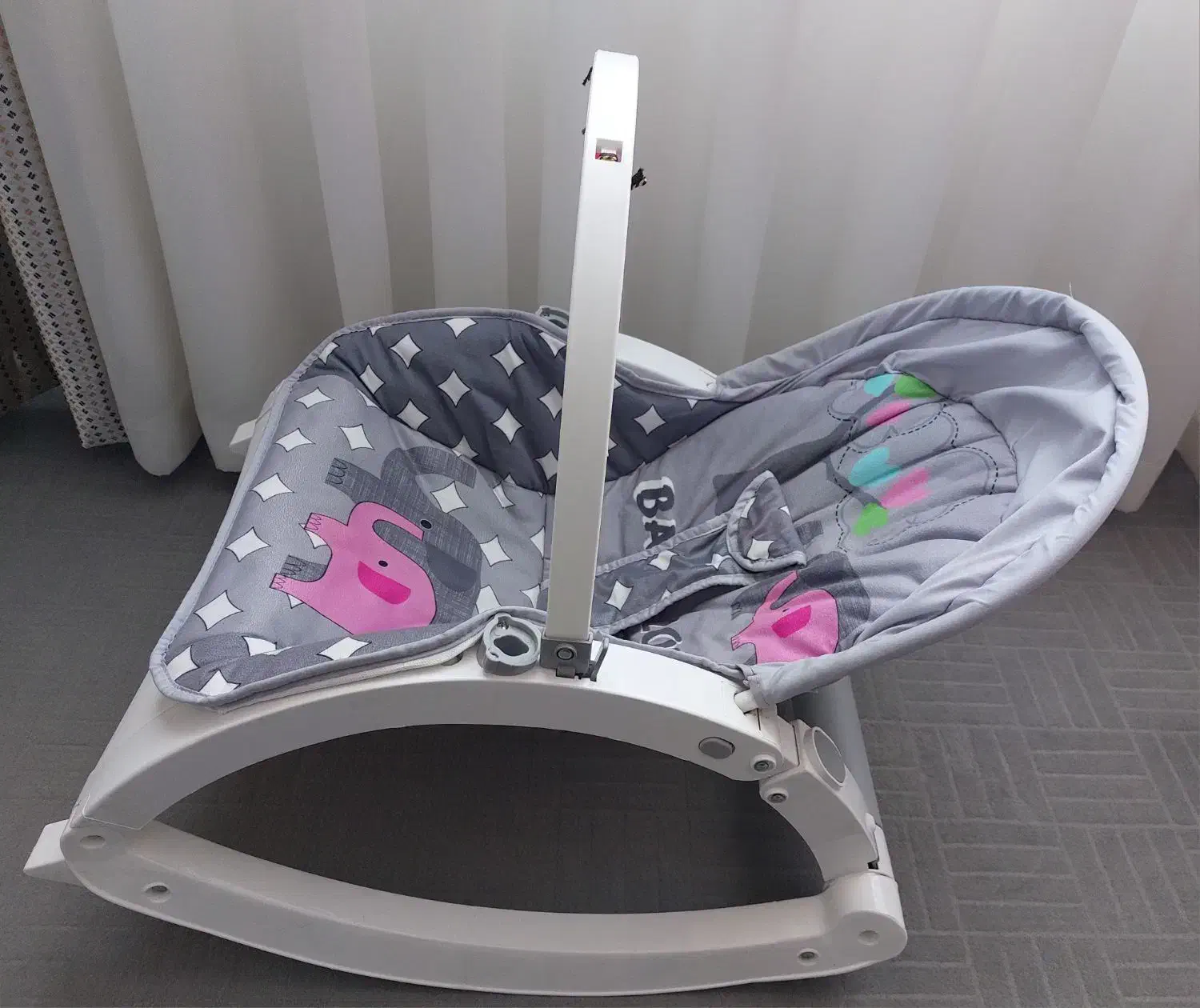 گهواره و صندلی کودک|تخت و صندلی بچه|بهارستان, |دیوار