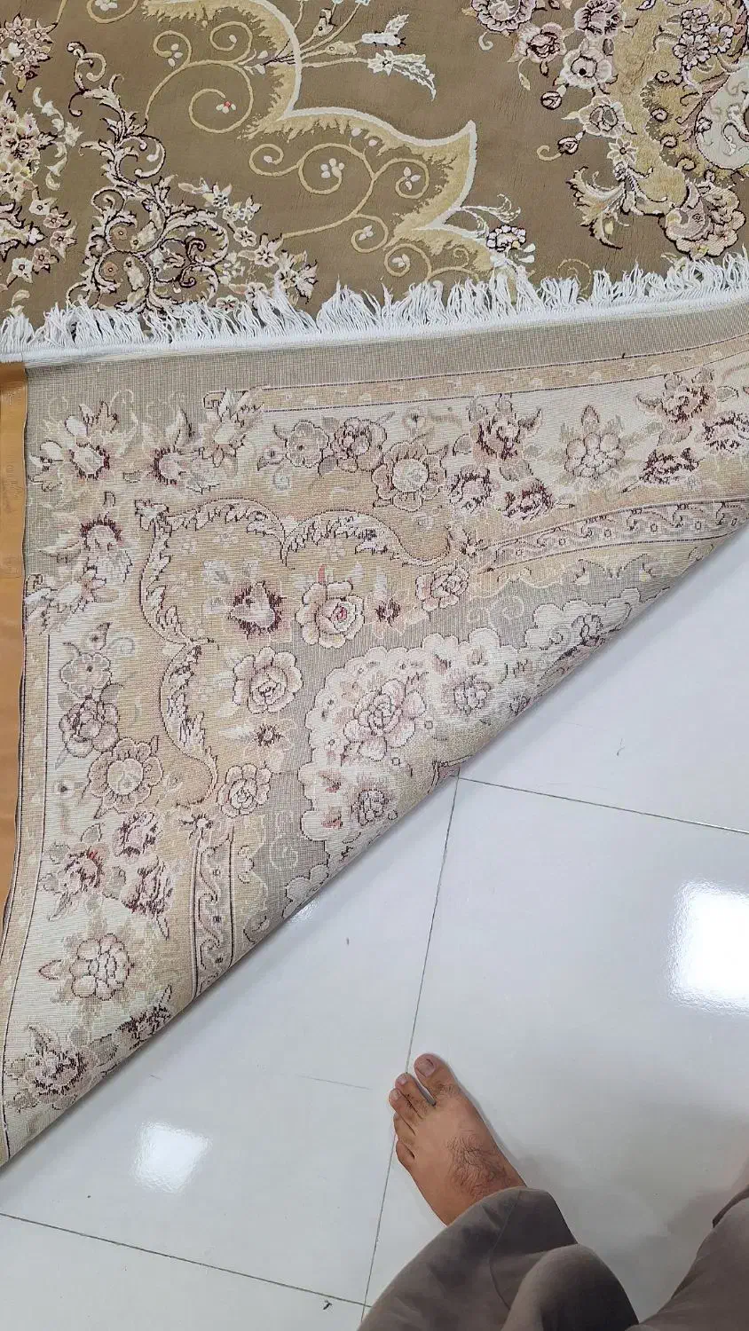 دو تخته فرش9متری گل برجسته گردویی|فرش|ایلام, |دیوار