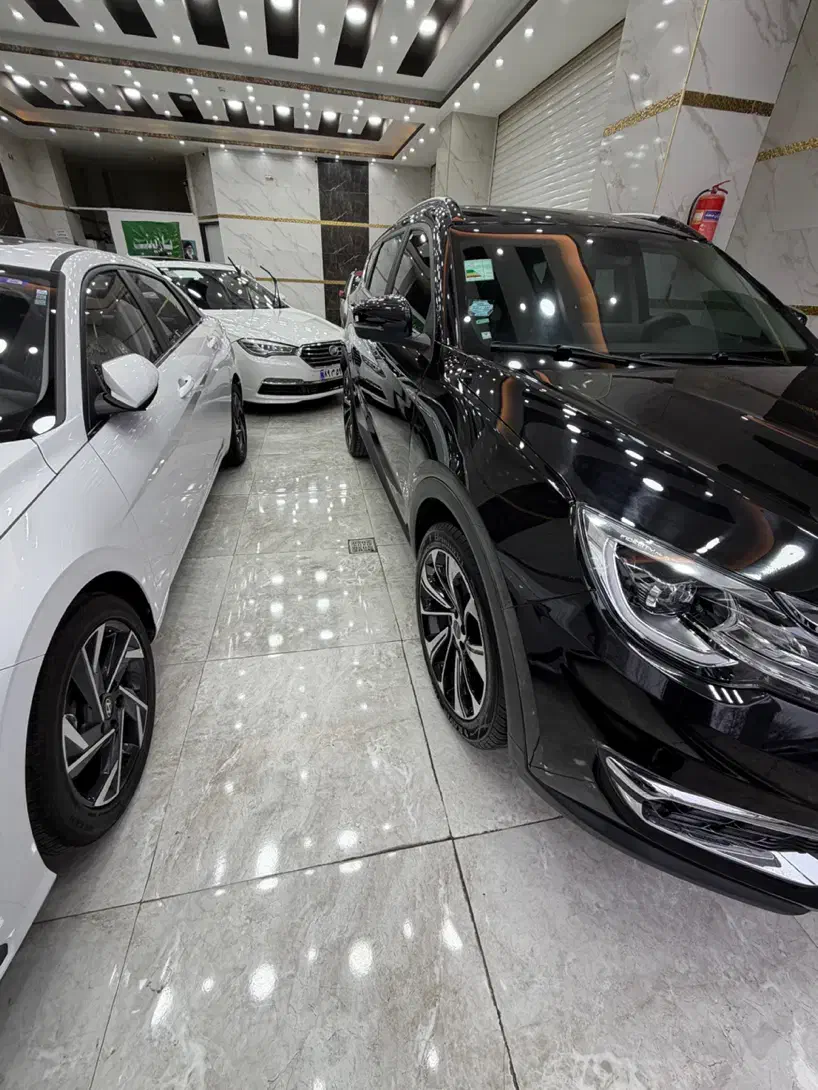 فدیلیتی۱۴۰۲بدون رنگ 7نفره 10پر|خودرو سواری و وانت|تبریز, |دیوار