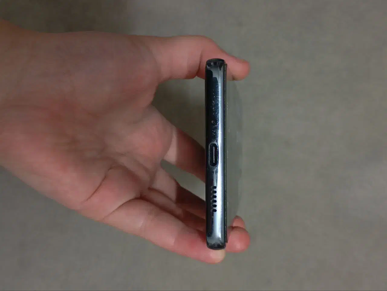 موبایل|موبایل|مشهد, هفت تیر (نه دره)|دیوار