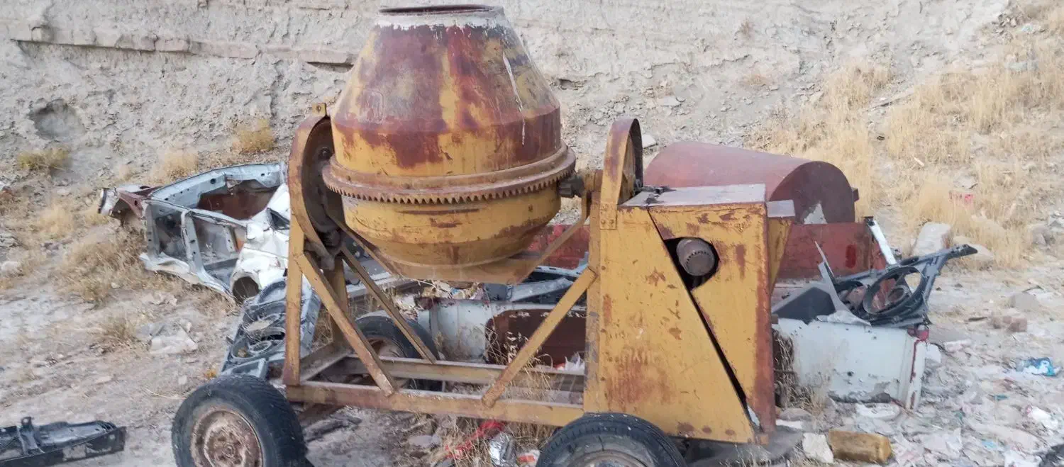 فروش میکسر گلدونی چهار چرخ موتور پیتر|ماشین‌آلات صنعتی|شهرکرد, |دیوار