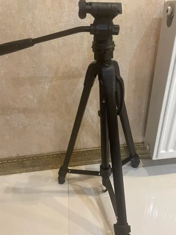 پایه دوربین سومیتا|دوربین عکاسی و فیلمبرداری|قم, شهرک قدس|دیوار