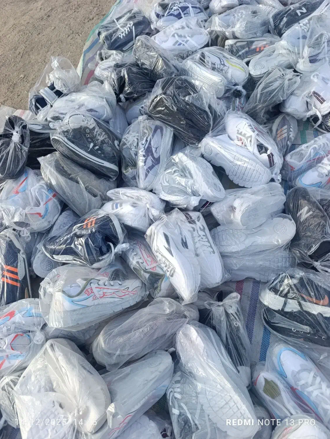 حدود 350جفت کتونی مردانه زنانه بچگانه یکجا|کیف، کفش، کمربند|سبزوار, جوادیه شرقی|دیوار