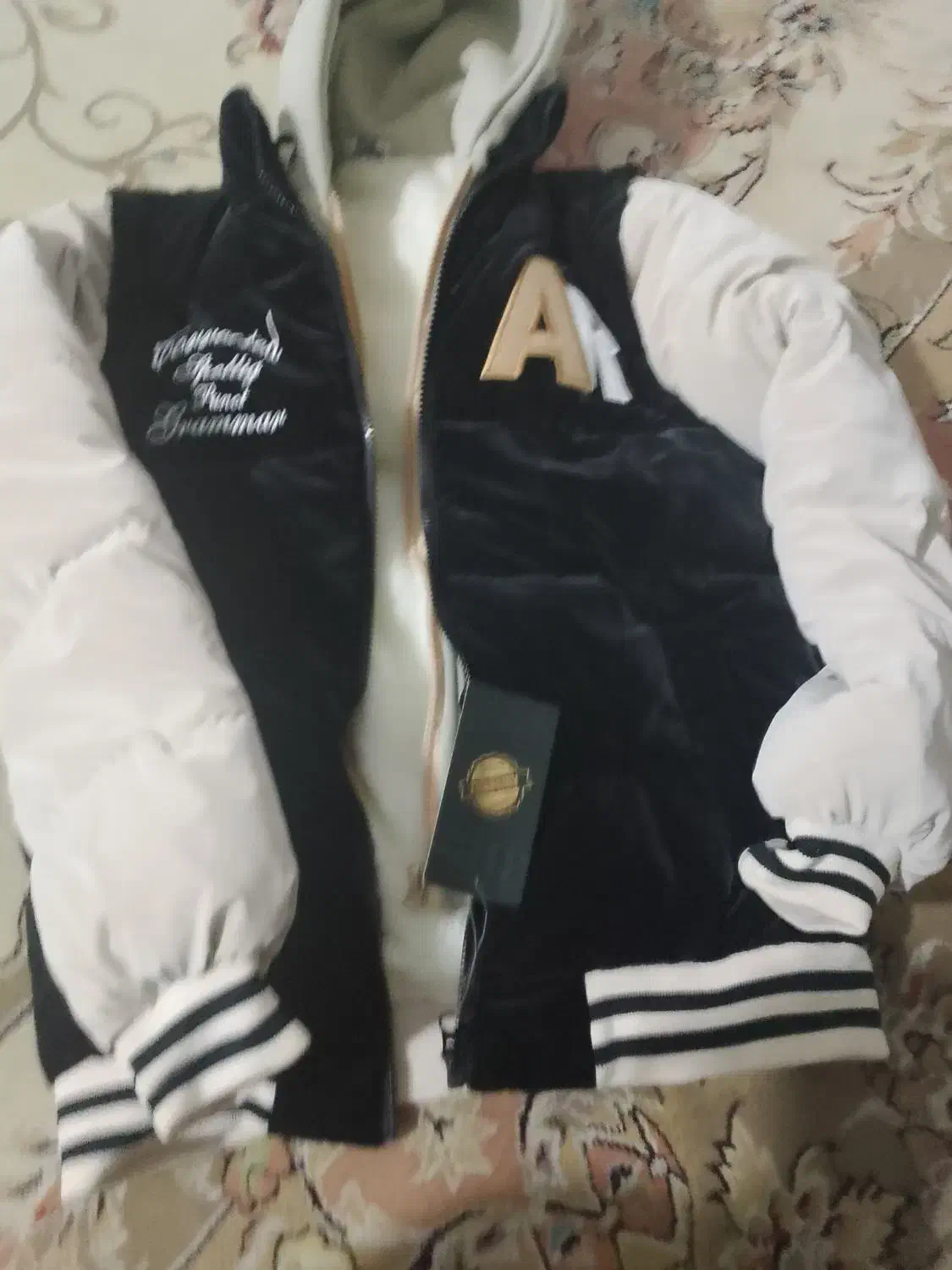 کاپشن|لباس|بندر امام خمینی, |دیوار