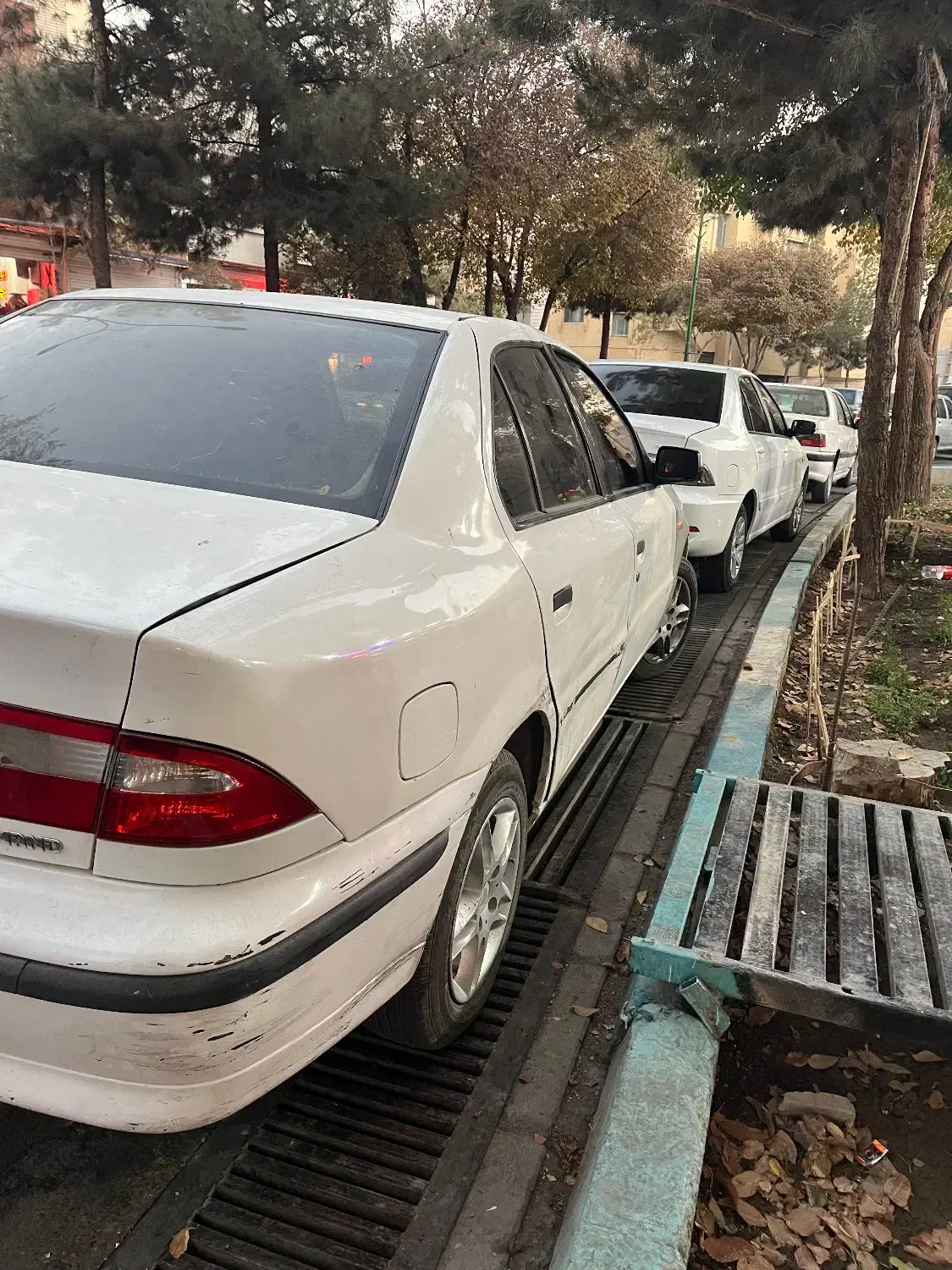 سمند ال ایکس مدل ۹۰ دوگانه فابریک شرکتی دور رنگ|خودرو سواری و وانت|اصفهان, ملک‌شهر|دیوار