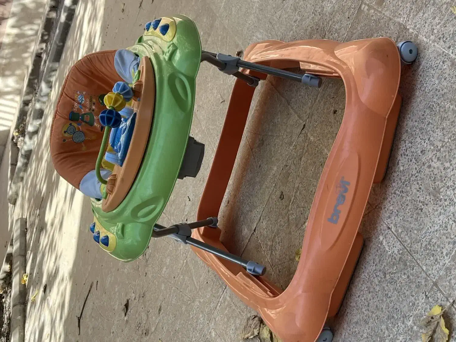 وسایل کودک|کالسکه و لوازم جانبی|هشتگرد, فاز ۱ مهستان|دیوار