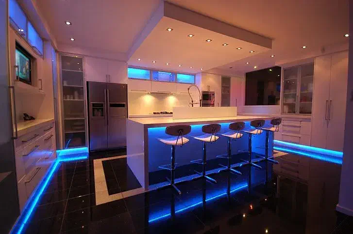 انواع سقف کاذب کناف و پی وی سی و تایل|خدمات پیشه و مهارت|چابهار, |دیوار