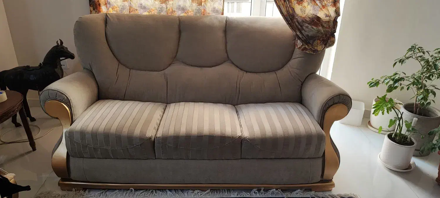 مبلمان راحتی آمریکایی ۷ نفره|مبلمان خانگی و میز عسلی|رودهن, |دیوار