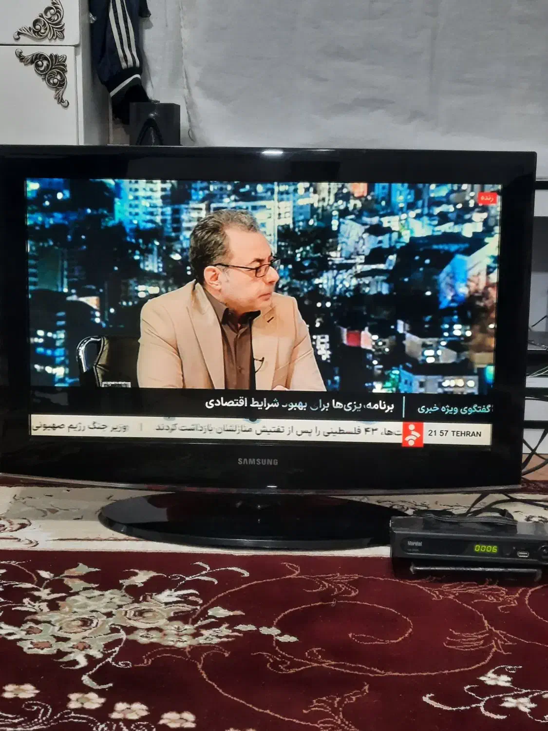 ال جی ۳۲|تلویزیون و پروژکتور|ملایر, |دیوار