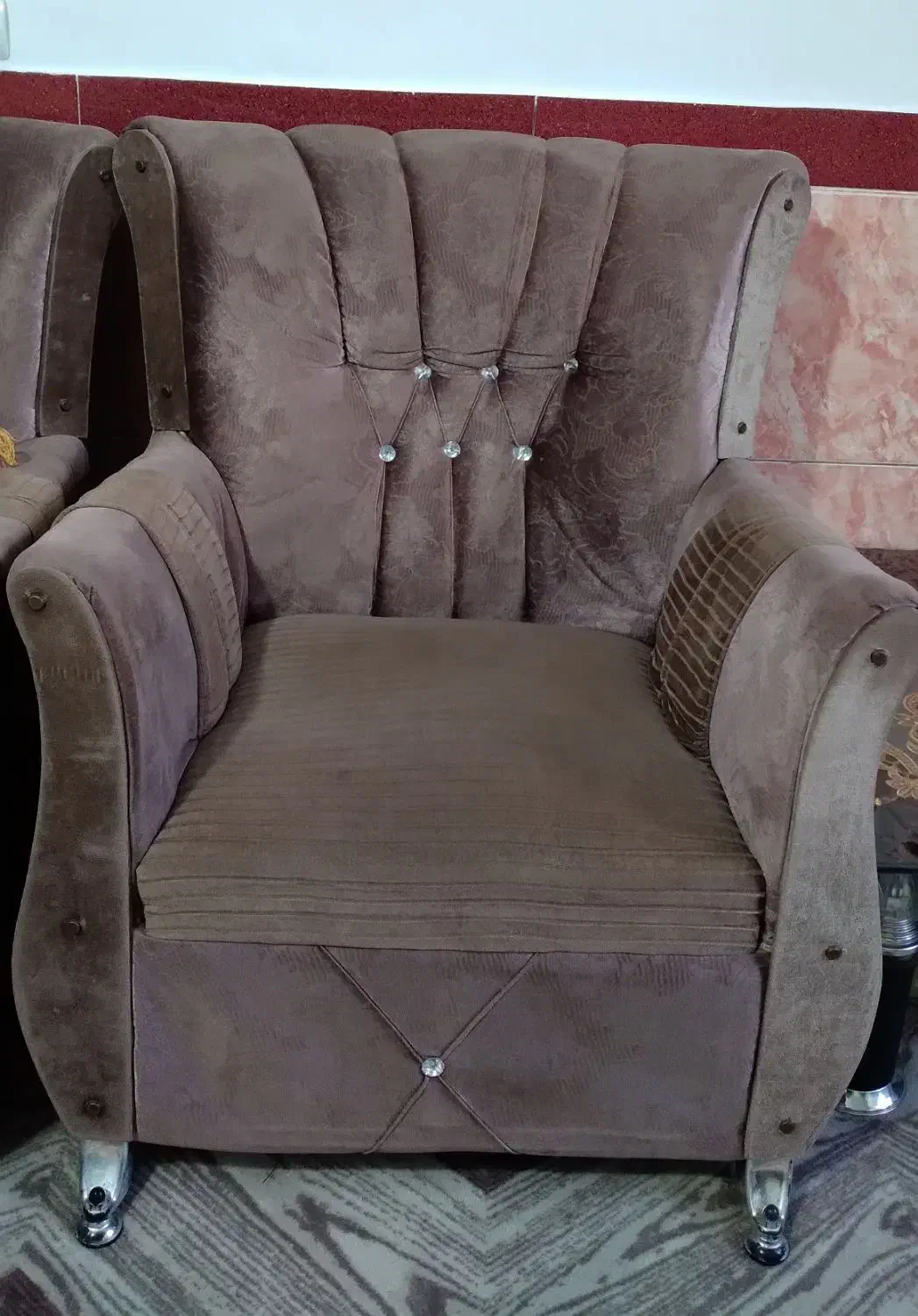 مبل راحتی۷نفره|مبلمان خانگی و میز عسلی|میانه, |دیوار