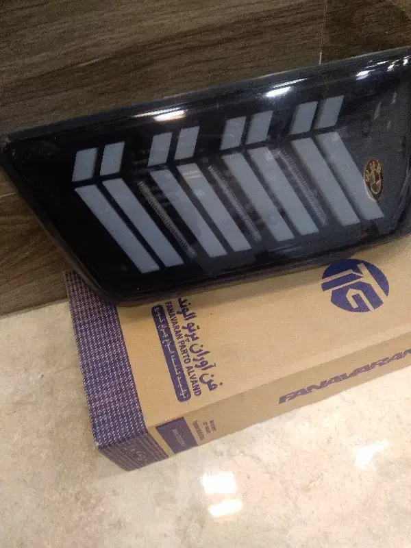 چراغ خطر ۴۰۵|قطعات یدکی و لوازم جانبی|قم, وادی السلام|دیوار