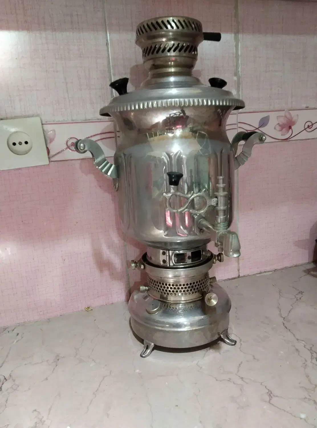 سماور نفتی ،مارک عالی نسب،کاملا سالم|کلکسیون اشیاء عتیقه|رفسنجان, |دیوار