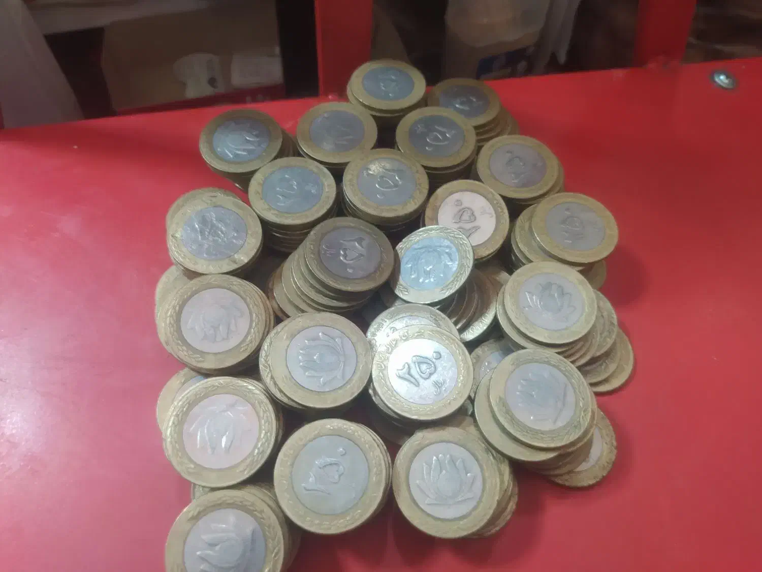 سکه های قدیمی برنجی ۲۵۰ریالی ۲۰۹عدد|کلکسیون سکه، تمبر، اسکناس|مرند, |دیوار