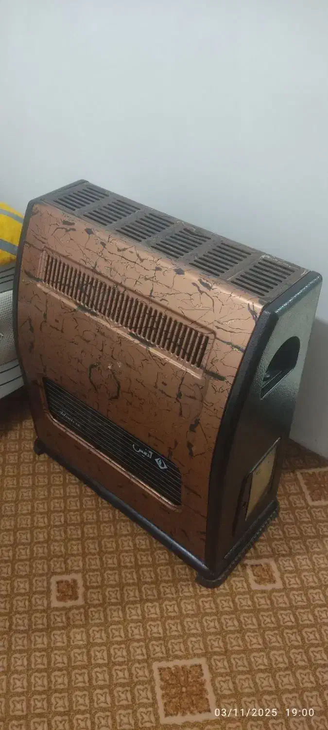 بخاری درحد نو سالم|بخاری، هیتر، شومینه|اردبیل, |دیوار