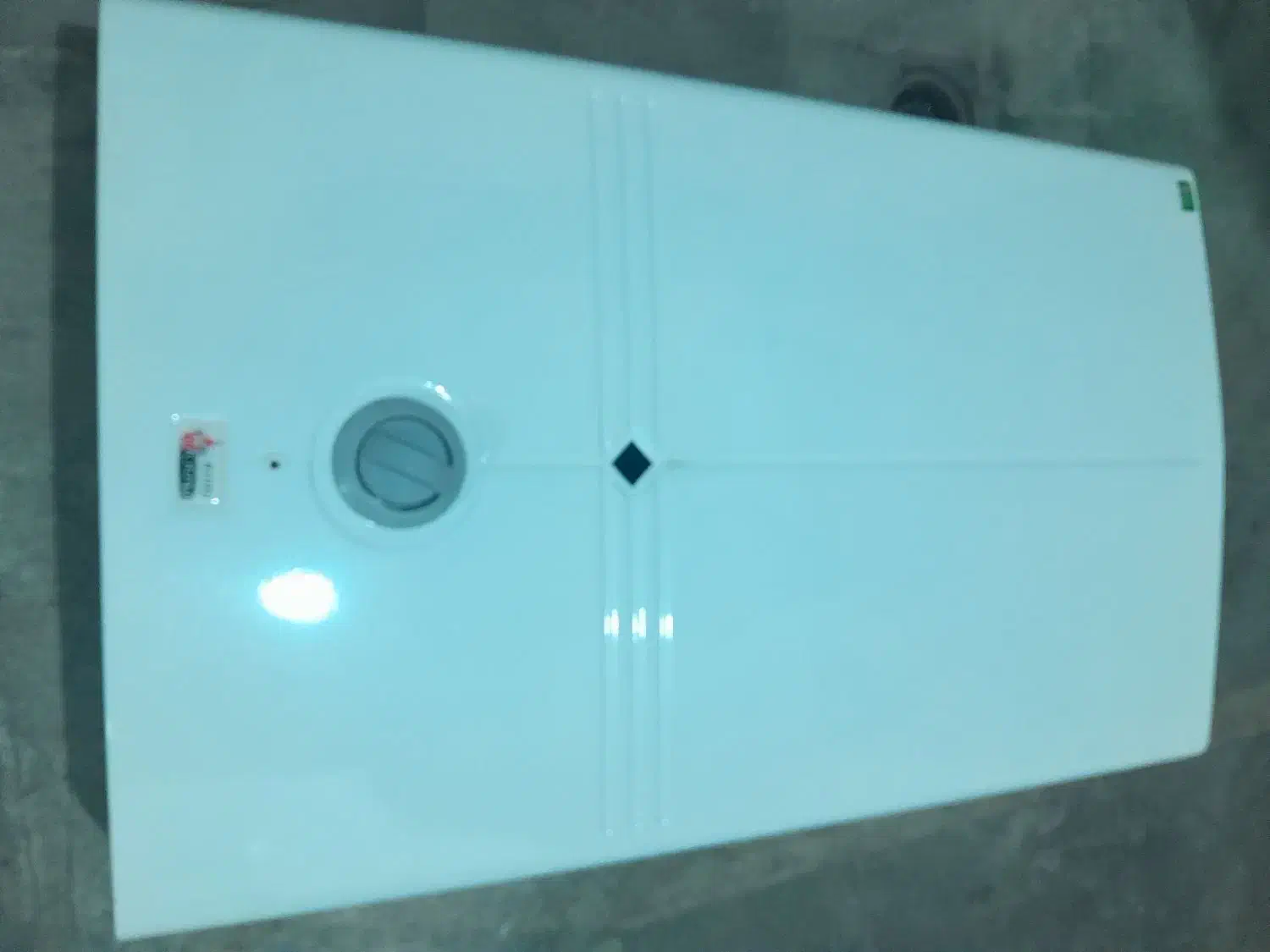 آبگرمکن ۳۱۱۵ بوتان در حد نو نو|آبگرمکن، پکیج، شوفاژ|رشت, معلولین|دیوار