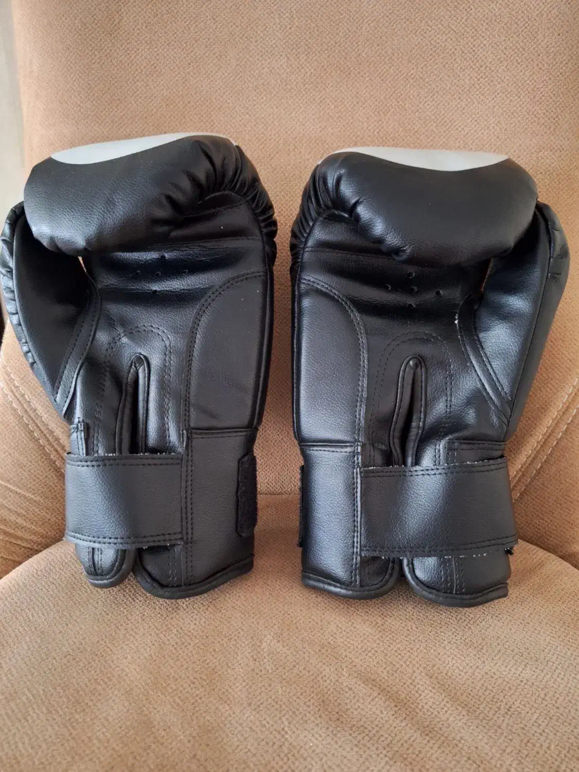 دستکش بوکس تمرینی|تجهیزات ورزشی|همدان, |دیوار