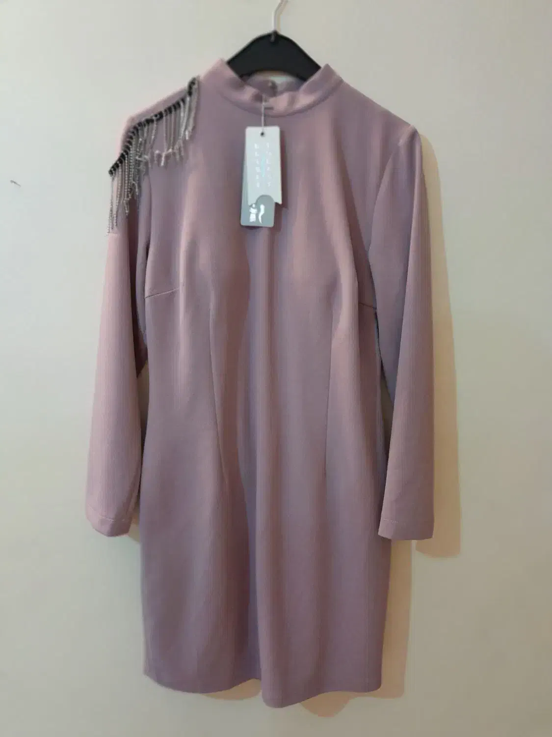 پیراهن مجلسی|لباس|رودهن, |دیوار