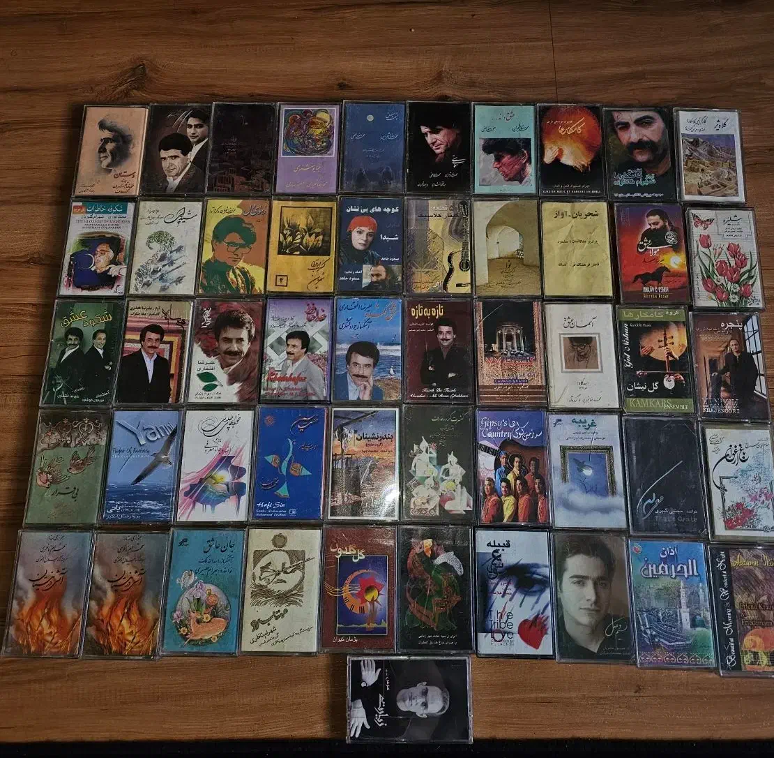 نوار کاست|کلکسیون اشیاء عتیقه|تهران, فردوس|دیوار