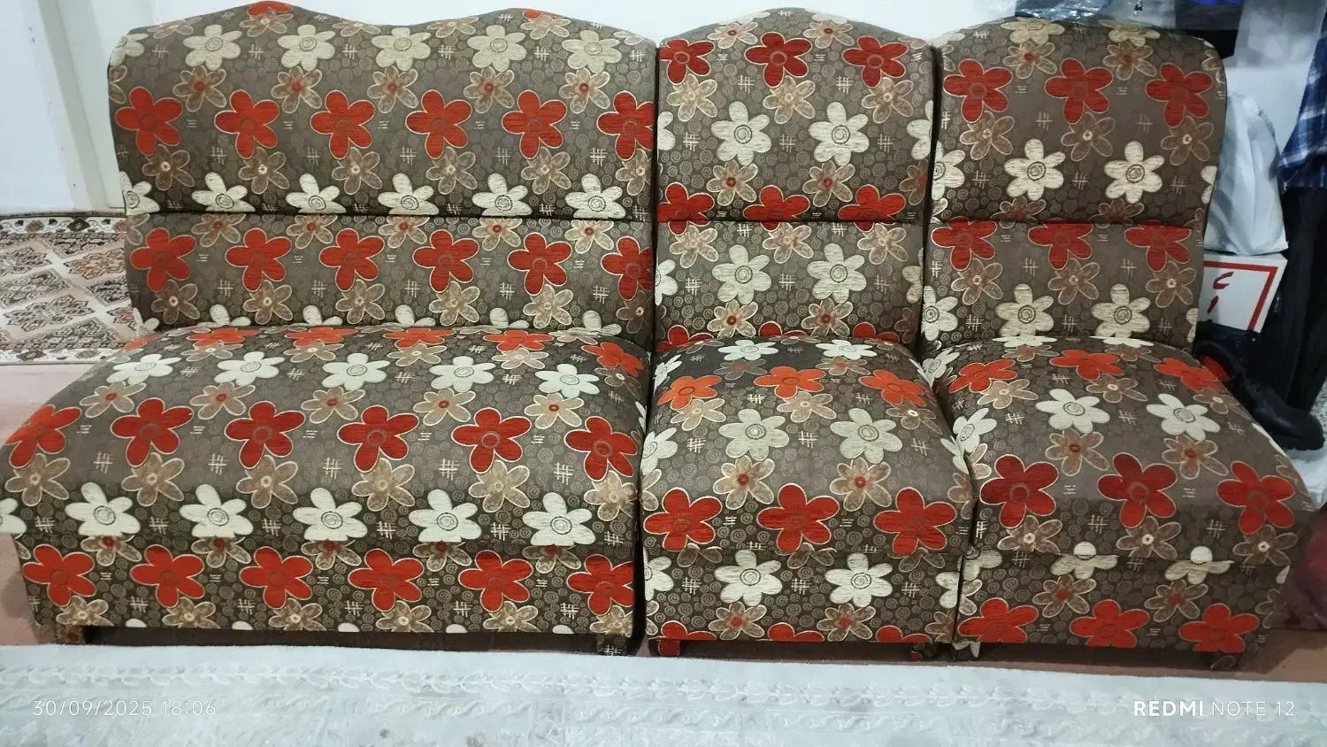 مبل راحتی|مبلمان خانگی و میز عسلی|رشت, نامجو|دیوار