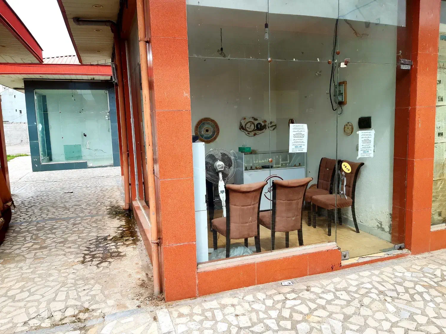 اجاره مغازه پارک بازار|اجارهٔ مغازه و غرفه|لنگرود, |دیوار