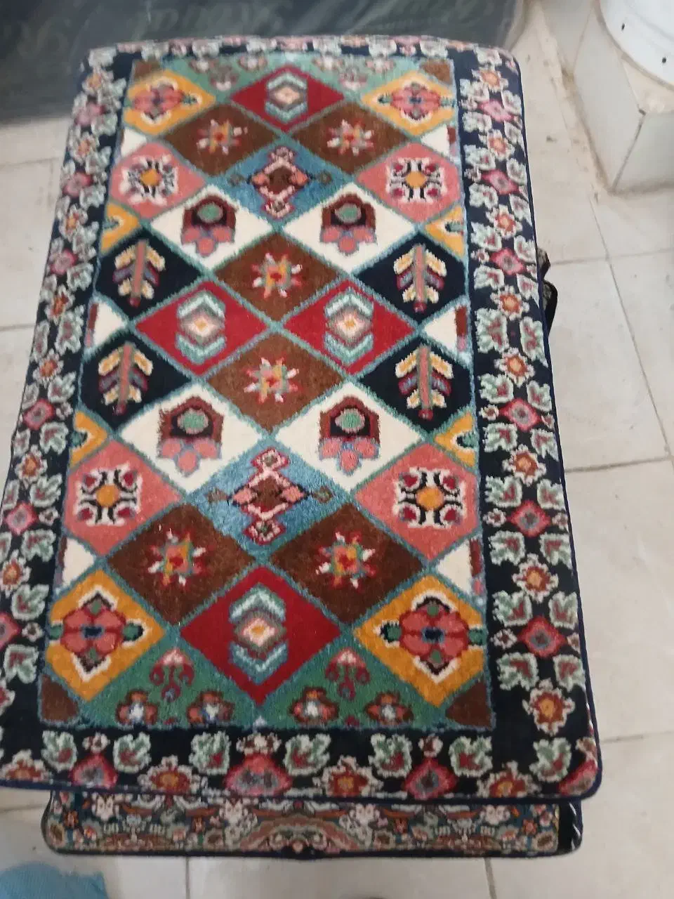 پشتی تک و شیشتایی|پشتی|کرمان, |دیوار