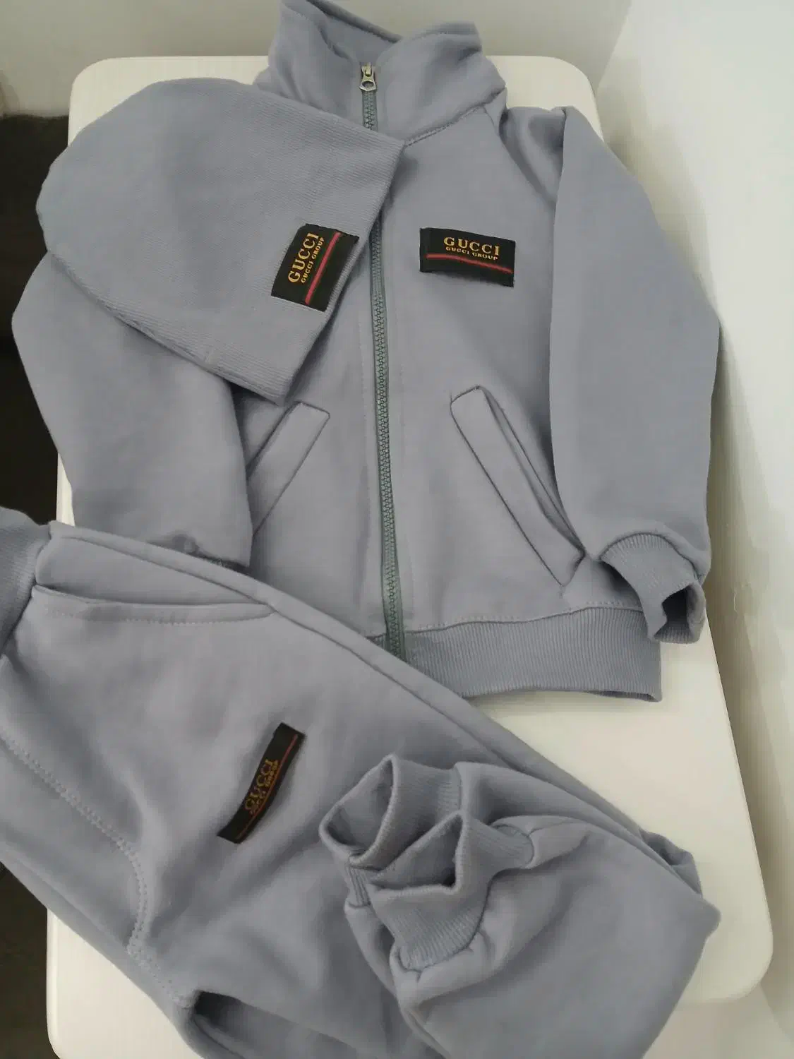 تعدادی لباس وکلاه بچگونه|کفش و لباس بچه|ری, سیزده آبان|دیوار