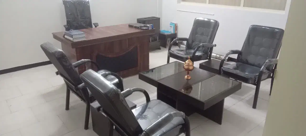 صندلی و میز|مبلمان خانگی و میز عسلی|بروجرد, |دیوار