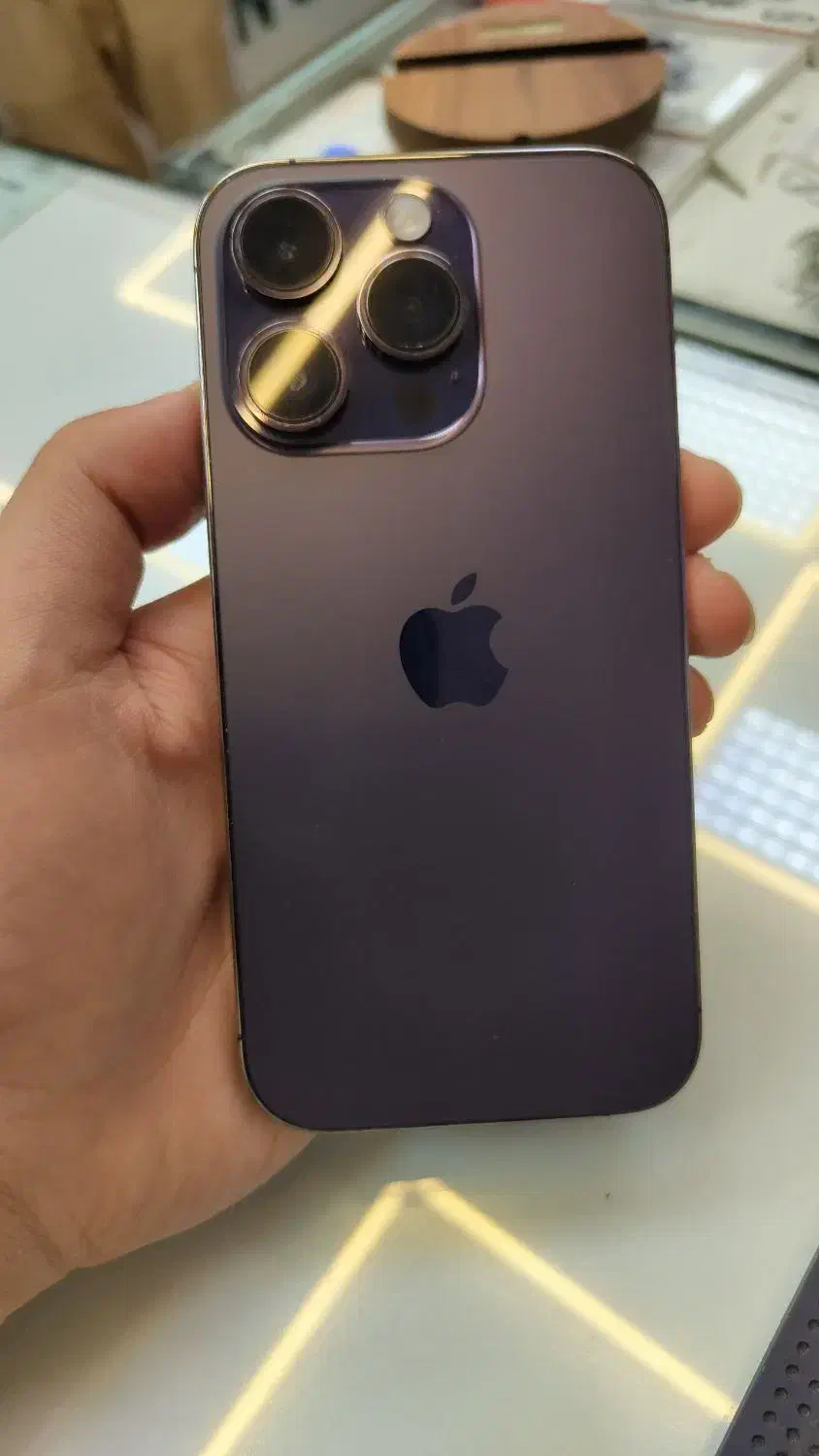 اپل iphone 14 pro با حافظهٔ ۲۵۶ گیگابایت|موبایل|لاهیجان, شیشه گران|دیوار