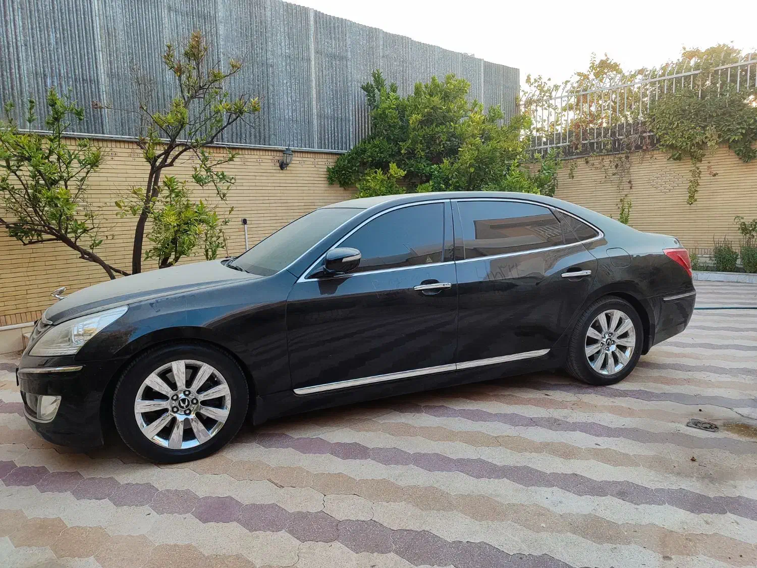 هیوندای سنتنیال، مدل ۲۰۱۱|خودرو سواری و وانت|شیراز, فرودگاه شهید دستغیب شیراز|دیوار