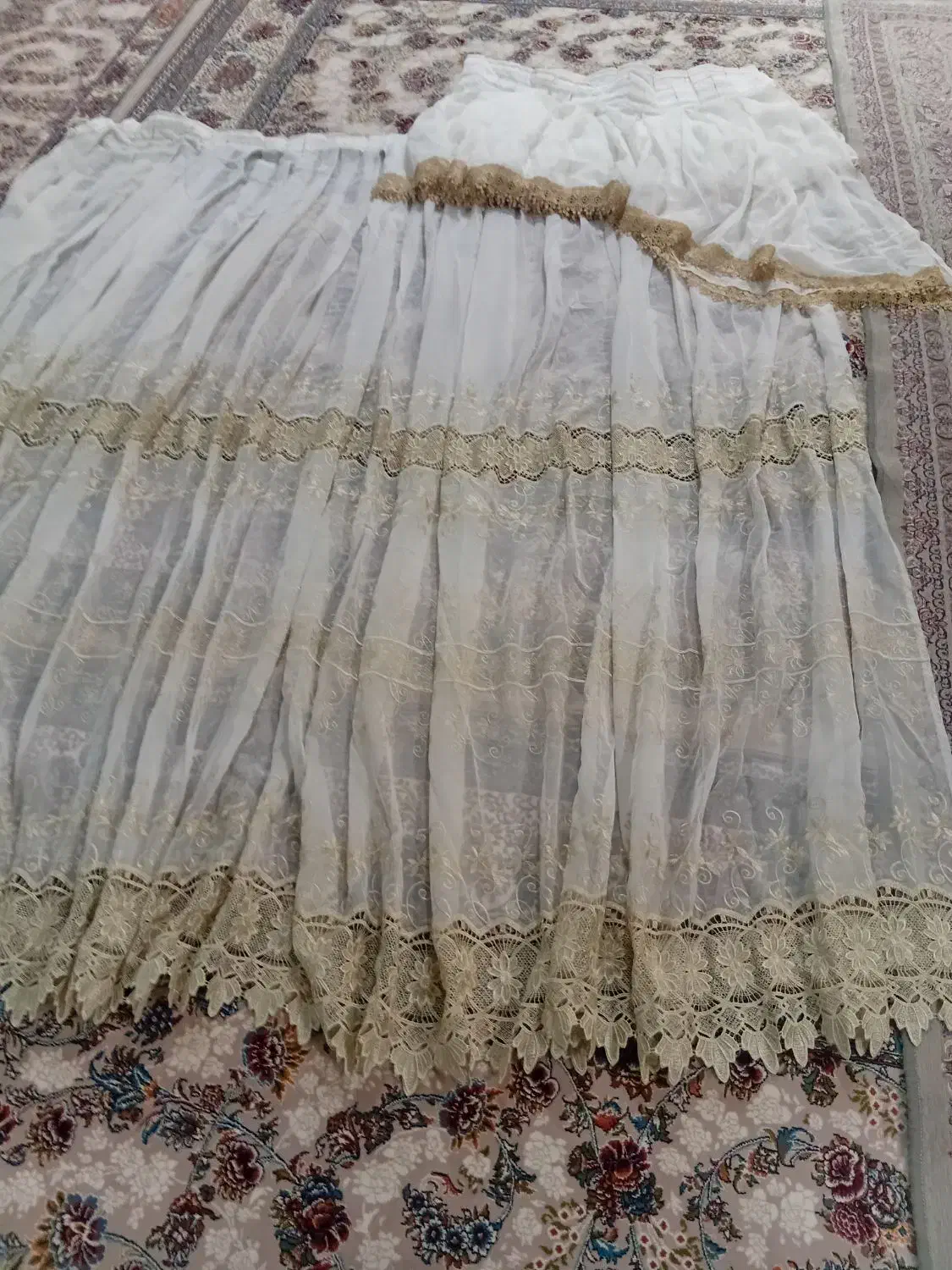 پرده حریر|پرده، رانر، رومیزی|هشتگرد, هشتگرد قدیم|دیوار