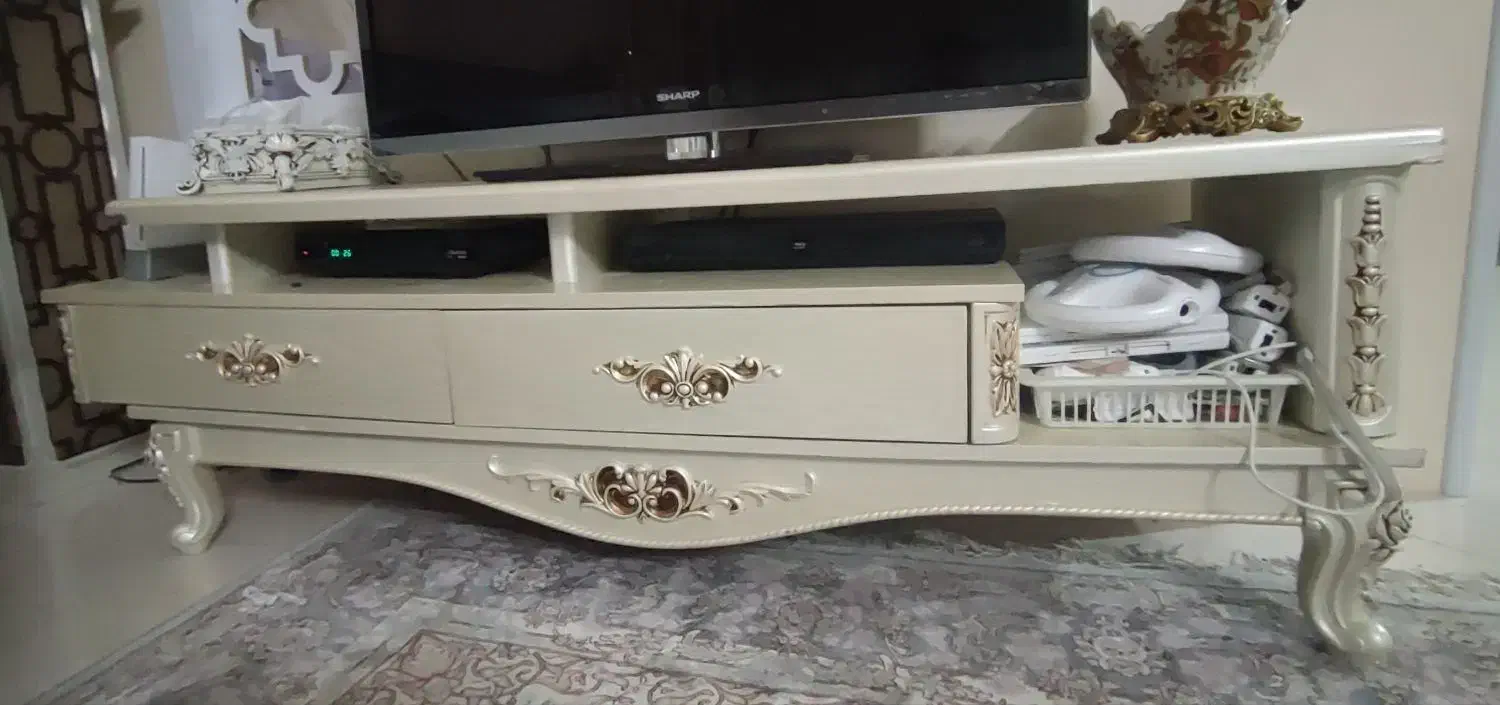 بوفه چوبی و میز تلوزیونی|بوفه، ویترین، کنسول|اصفهان, طامه|دیوار