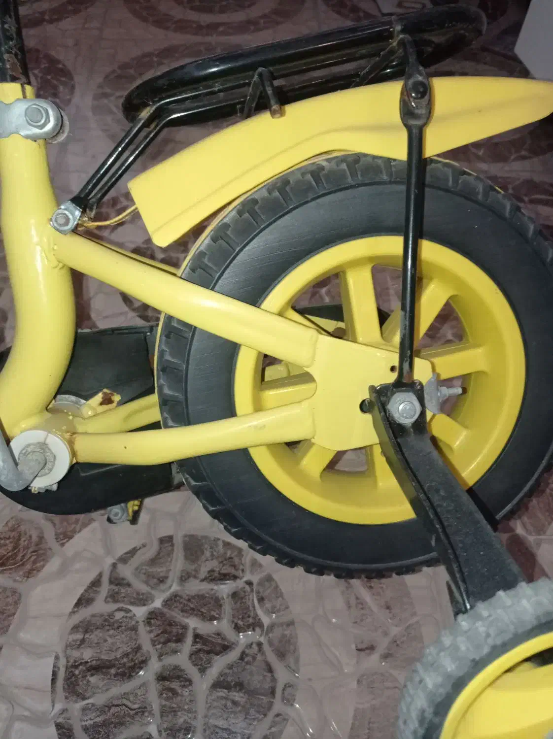 دوچرخه بچه گانه سایز ۱۲|دوچرخه، اسکیت، اسکوتر|خرمشهر, |دیوار