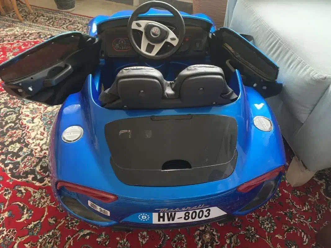 ماشین شارژی ۴ موتوره فلش خور با باطری سالم|اسباب‌‌بازی|محمودآباد, |دیوار