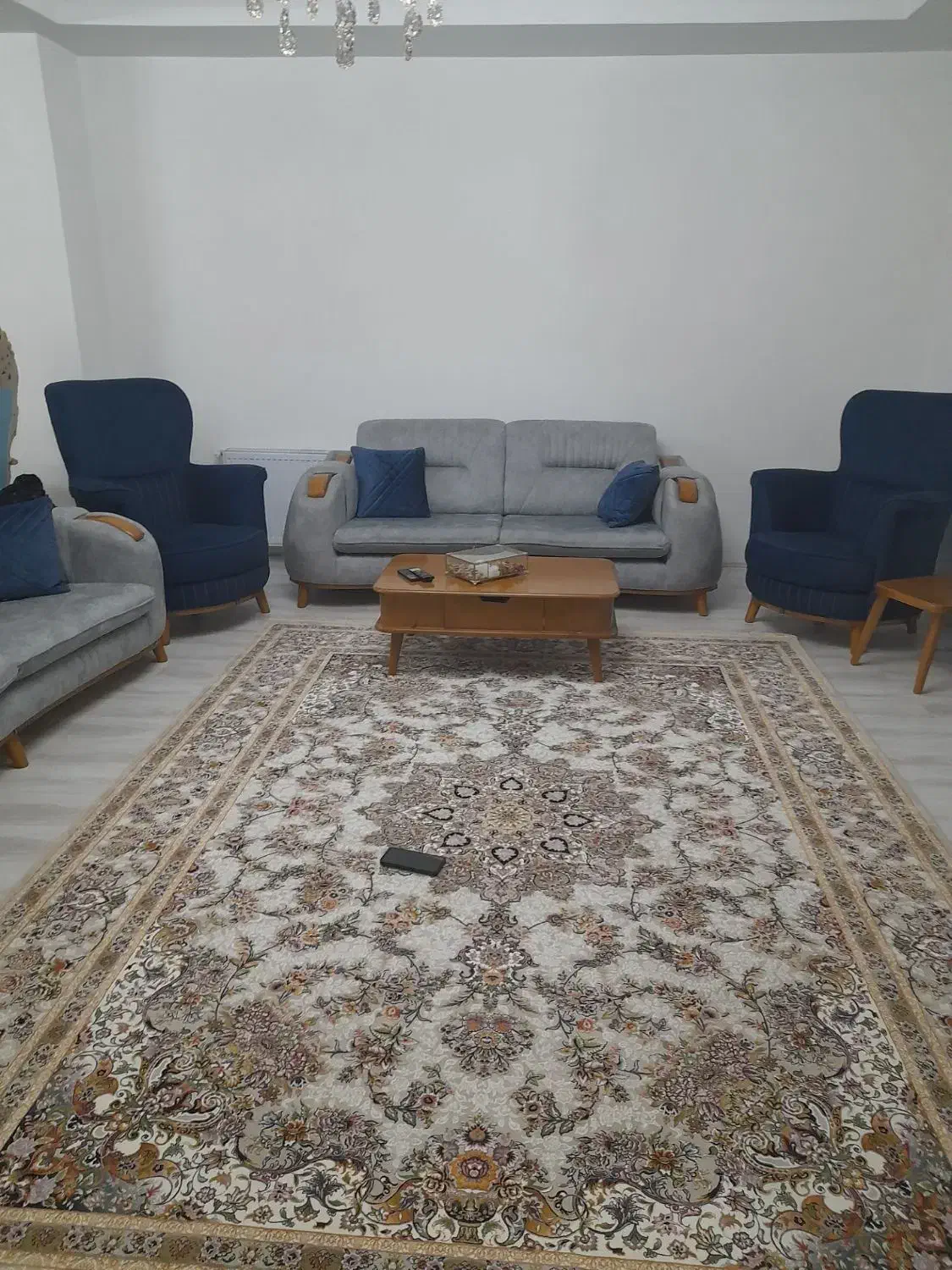 مبل راحتی|مبلمان خانگی و میز عسلی|خوی, |دیوار