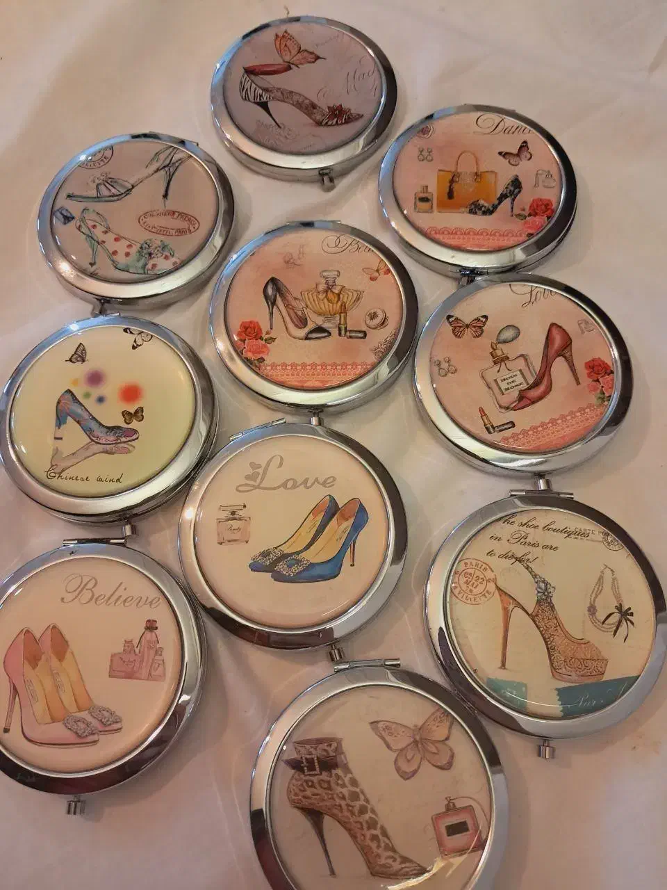 وسیله کادویی|آینه|بروجن, |دیوار