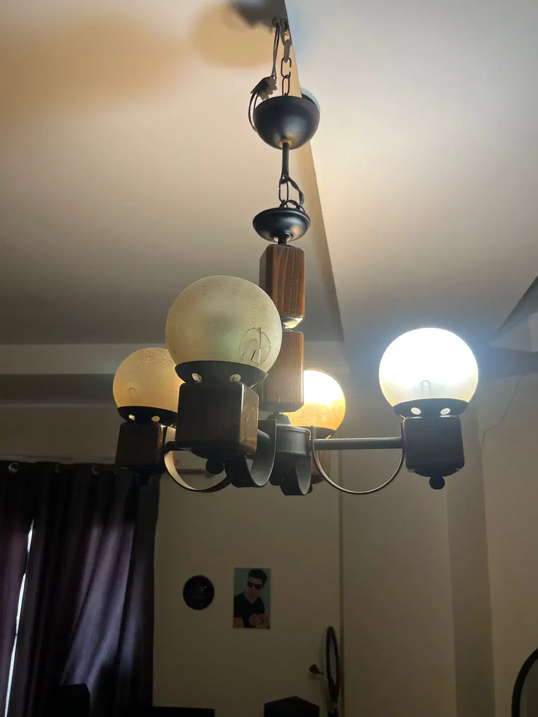 لوستر گویی|لوستر و چراغ آویز|تهران, دبستان|دیوار