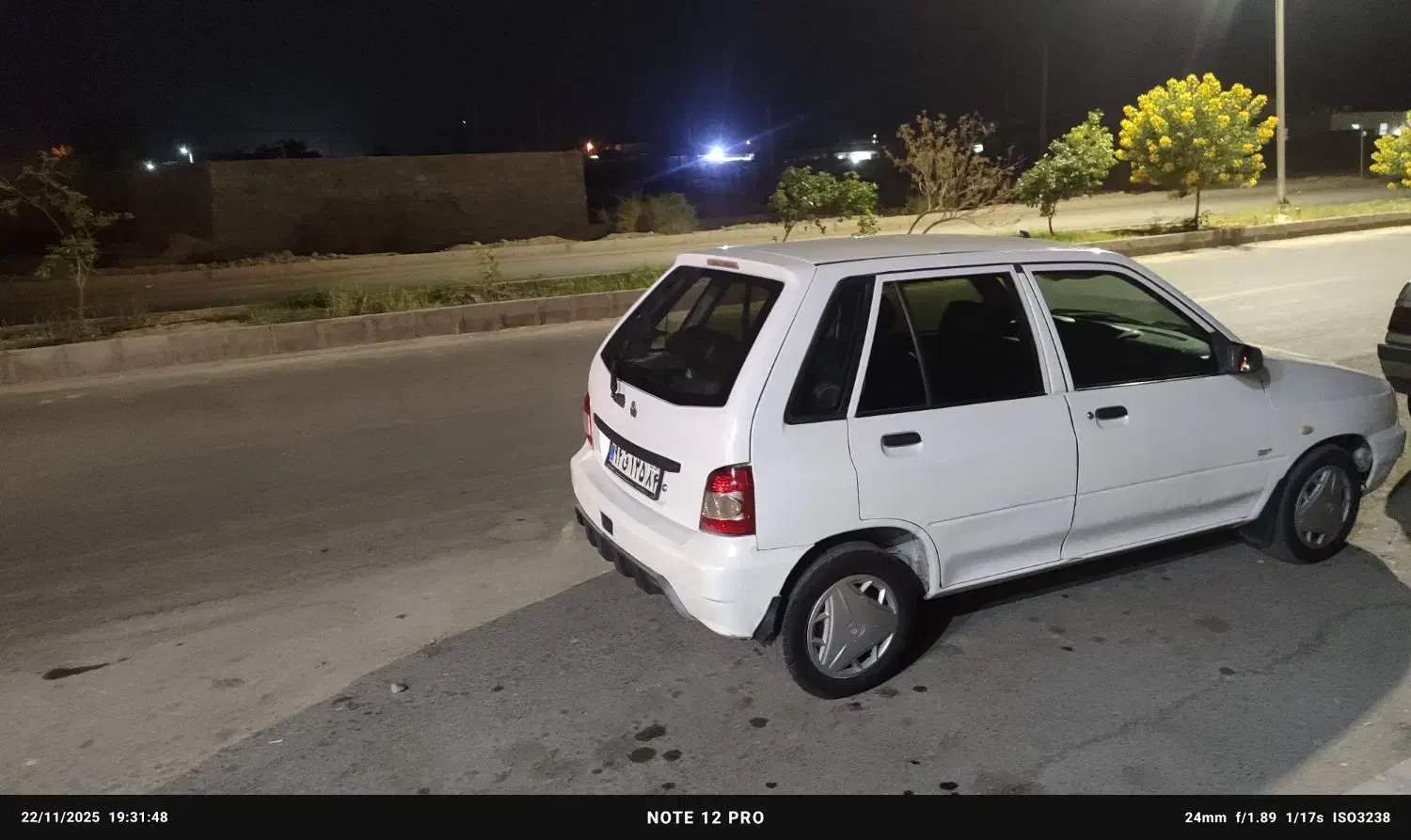 ماشین بیک|خودرو سواری و وانت|جیرفت, |دیوار