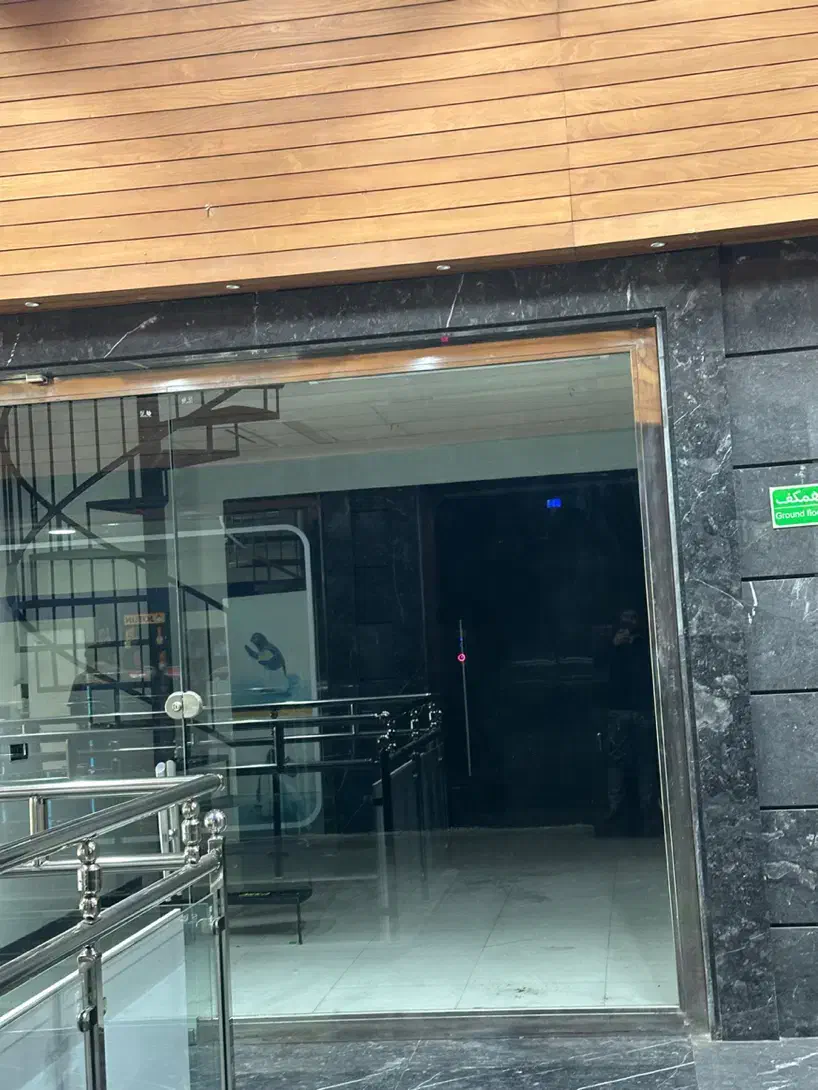 اجاره ۳۰متر تجاری اقدسیه|اجارهٔ مغازه و غرفه|تهران, اقدسیه|دیوار