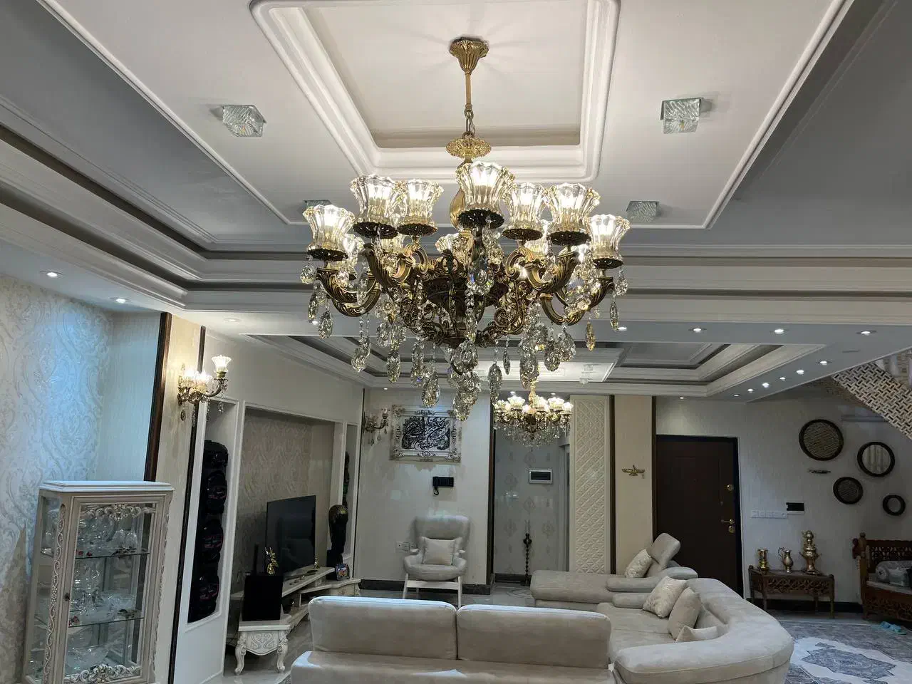 ۳عددلوسترتمام برنز۱۵شاخه|لوستر و چراغ آویز|شاهدشهر, |دیوار